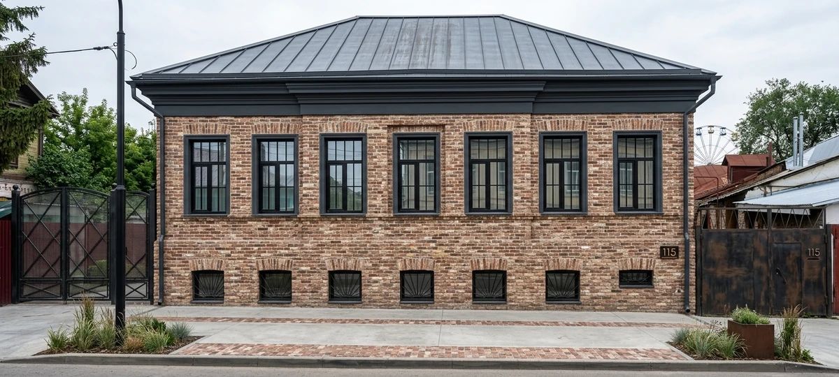 Дизайн фасада в стиле Лофт — фото от нейросети AI Facade