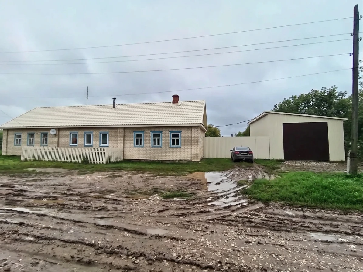 Дизайн фасада в стиле no_style — фото от нейросети AI Facade