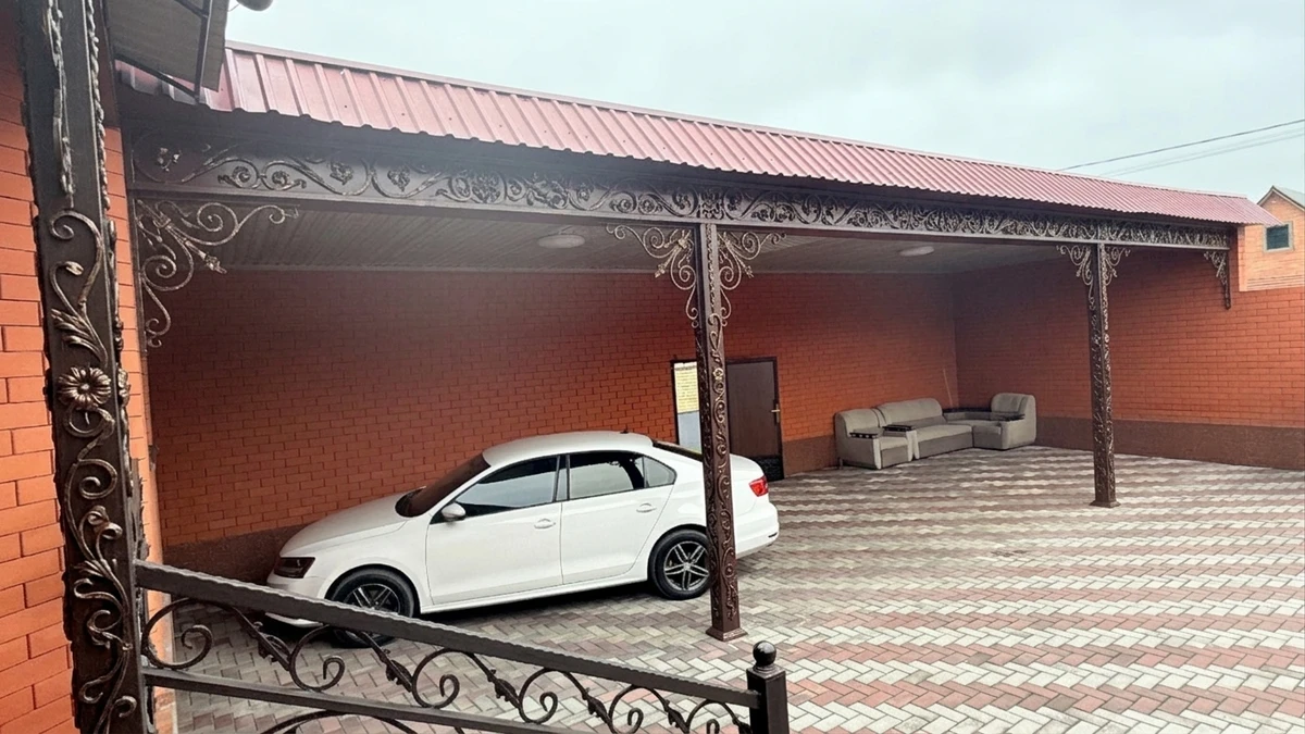 Дизайн фасада в стиле no_style — фото от нейросети AI Facade