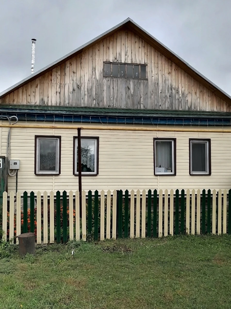 Дизайн фасада в стиле no_style — фото от нейросети AI Facade