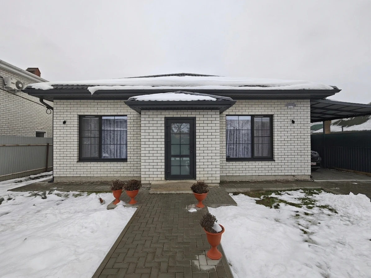 Дизайн фасада в стиле no_style — фото от нейросети AI Facade