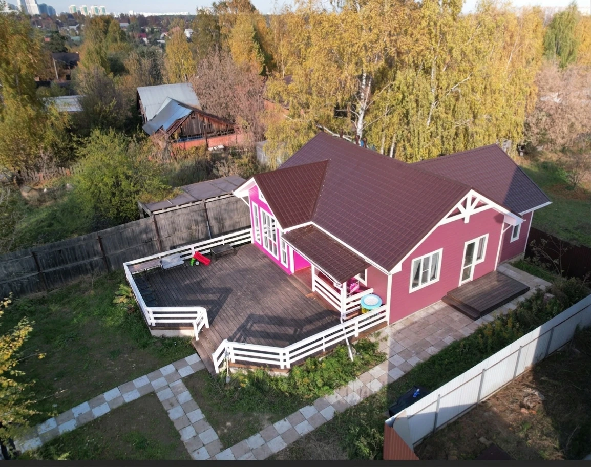 Дизайн участка в стиле no_style — фото от нейросети AI Facade